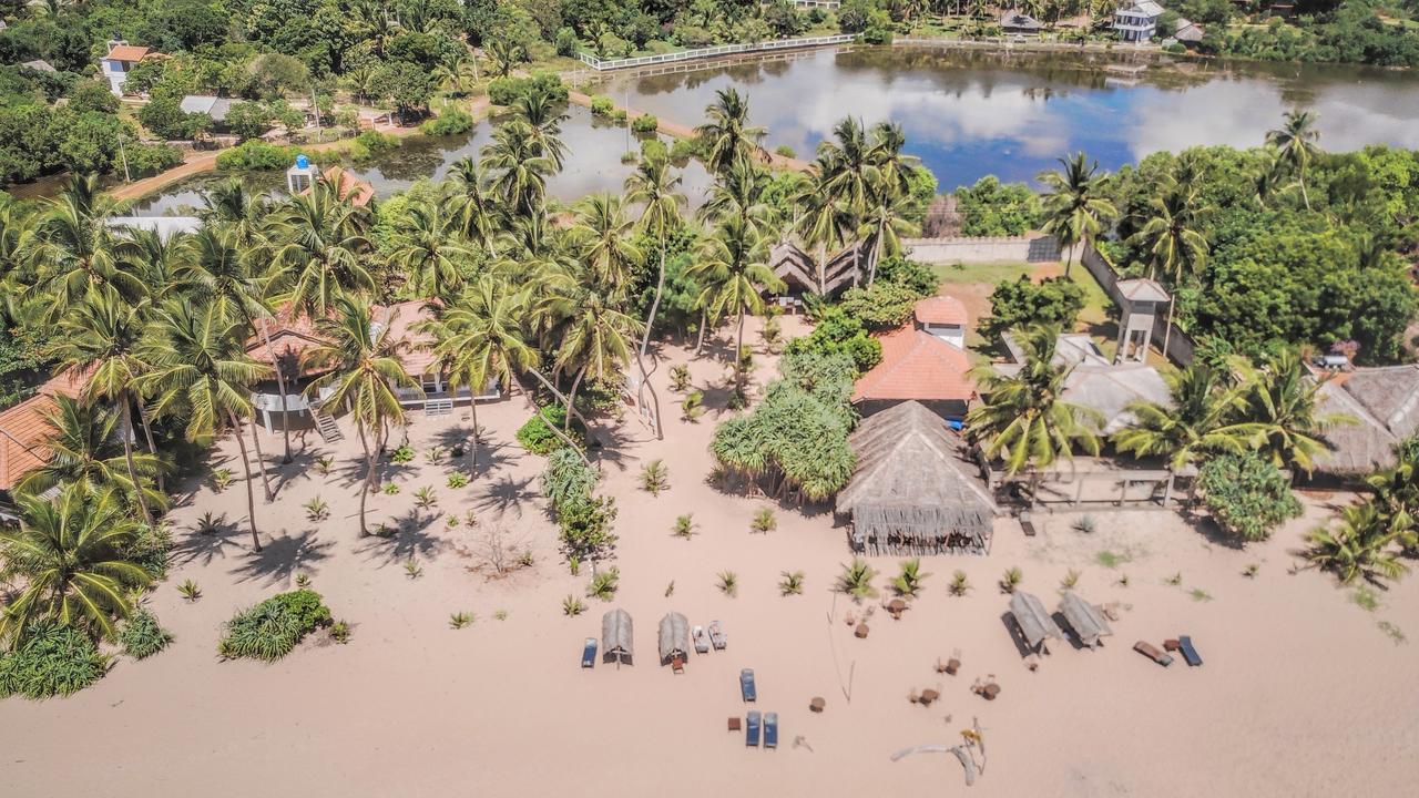 Shiva'S Beach Cabanas Тангалле Екстер'єр фото