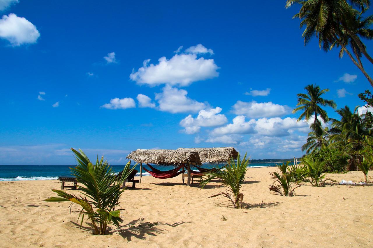 Shiva'S Beach Cabanas Тангалле Екстер'єр фото