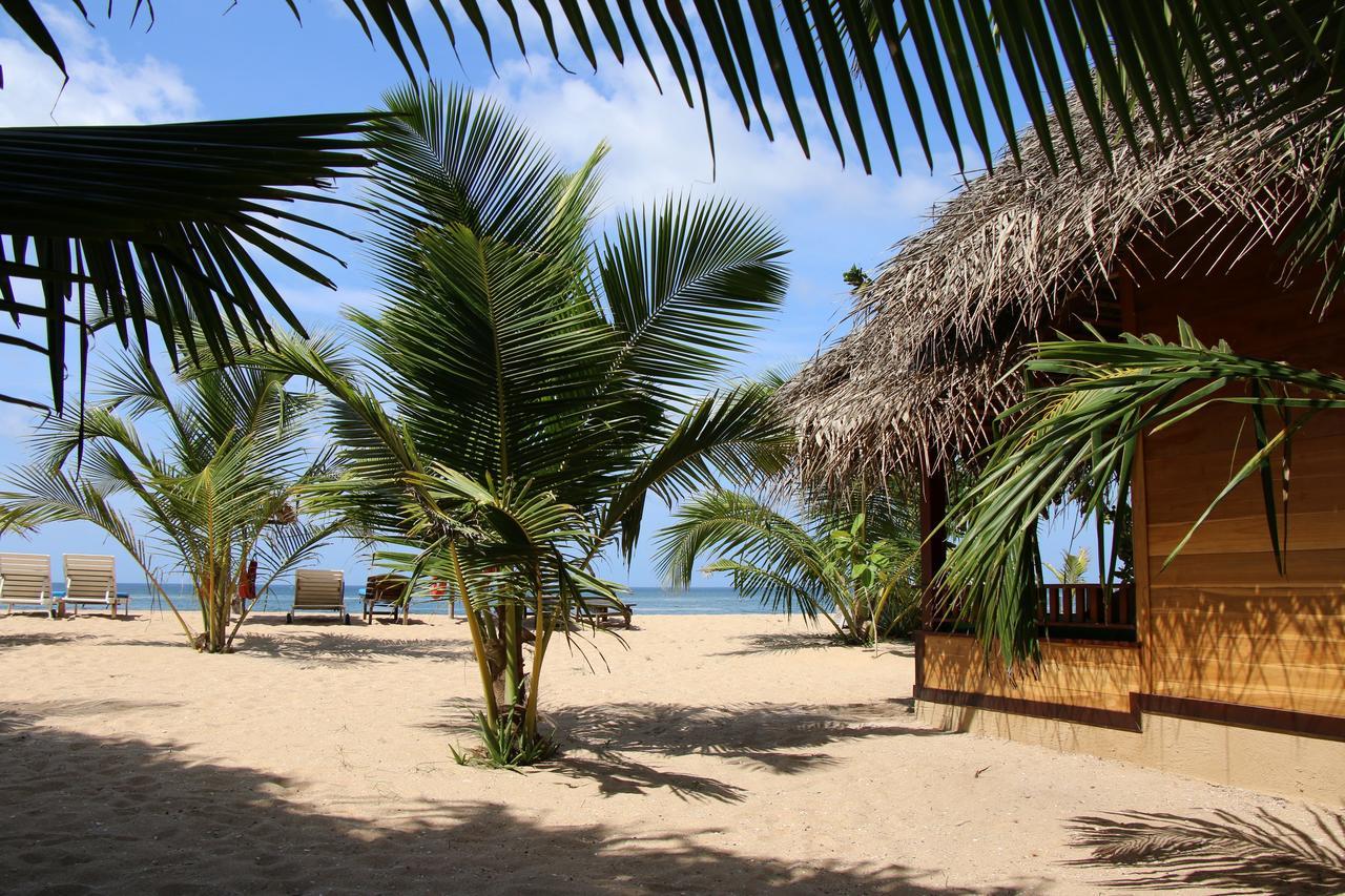Shiva'S Beach Cabanas Тангалле Екстер'єр фото